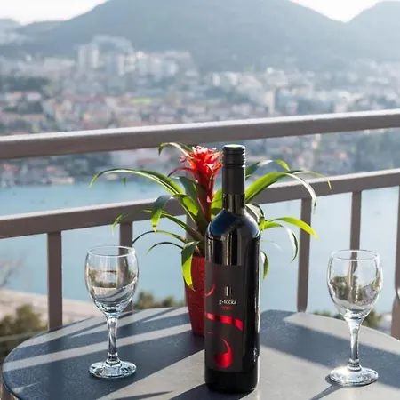 Apartment Nuncijata - Three Bedroom With Balcony And Sea View